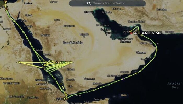اسرار | بالاسماء والتفاصيل.. تحدي صارخ للعقوبات الأمريكية.. ناقلات نفط وغاز إيرانية تخترق الحظر وتصل إلى الحوثيين