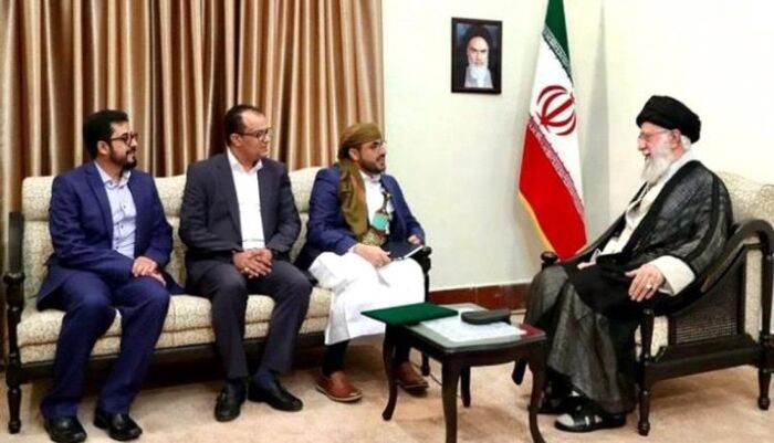 اسرار | بالتفاصيل.. لضمان "الولاء المطلق".. توصيات إيرانية بإعادة هيكلة بناء الحوثي