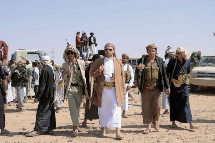 اسرار | تصاعد خطير.. مواجهات قبلية دامية متزامنة في صنعاء وعمران والجوف تكشف استراتيجية حوثية لإضعاف النسيج القبلي