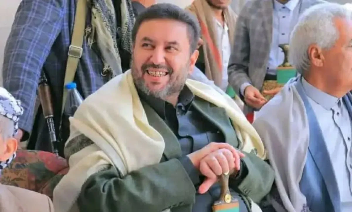 اسرار | بالتفاصيل.. مليشيا الحوثي تختطف الشيخ جبران أبو شوارب وتفرض طوقًا امنيا على منزل شيخ مشايخ قبيلة حاشد في صنعاء