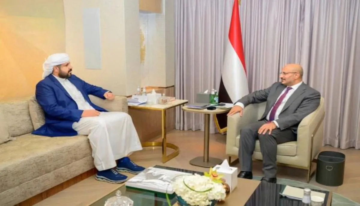 اسرار | بالتفاصيل.. طارق صالح يتكفل بإقامة بعثة تضامن حضرموت في الرياض