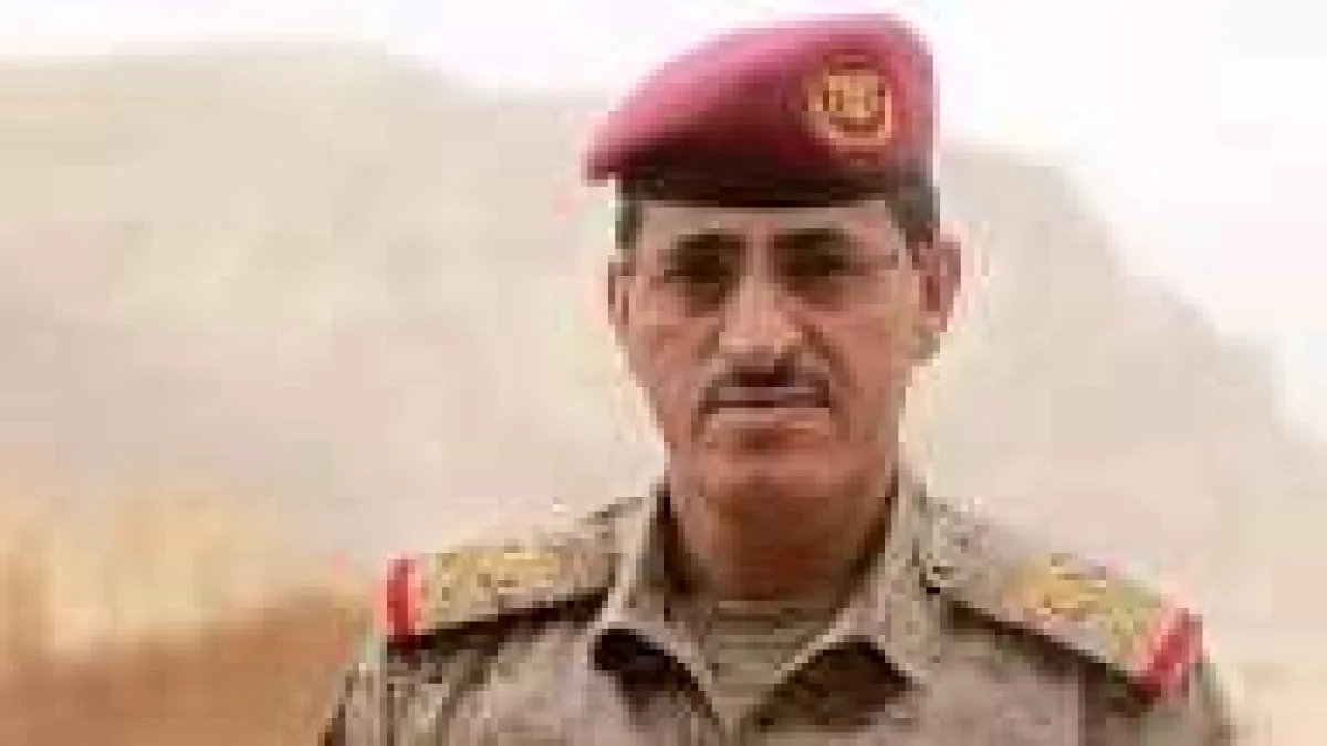 اسرار | فضيحة مجلجلة بالارقام والتفاصيل- الثقب الاسود في ميزانية الدفاع .. وزير الدفاع اليمني يكشف عن وجود 300 ألف اسم وهمي بين رواتب القوات المسلحة في المحافظات المحررة