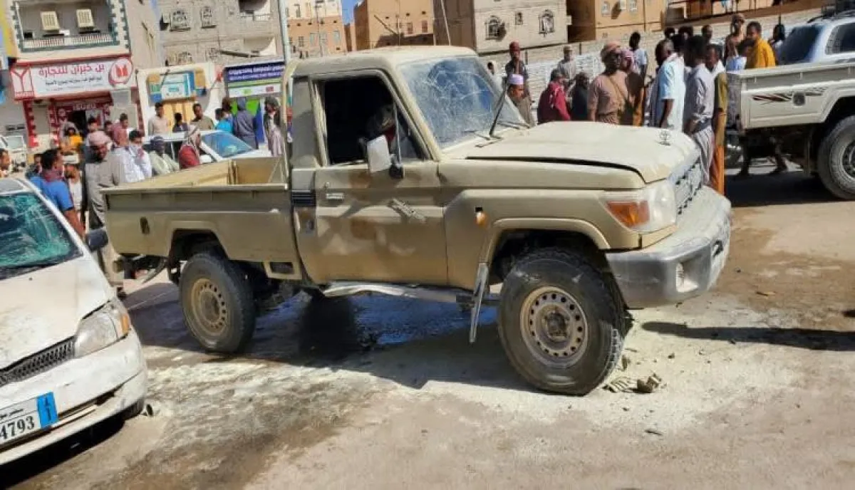 اسرار | بالتفاصيل.. انفجار عبوة ناسفة يستهدف آلية عسكرية في سيئون