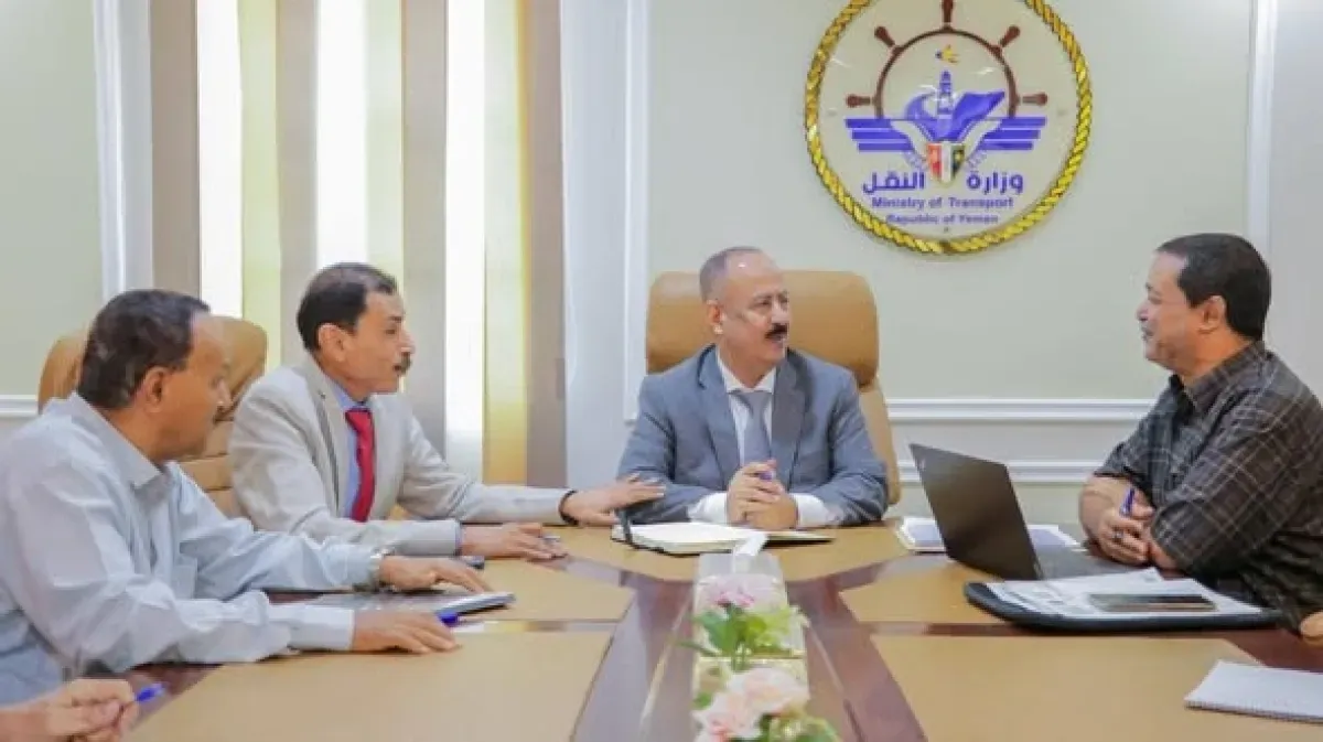 اسرار | من عدن .. وزير النقل يناقش تطوير وتشغيل ميناء المخا وتعزيز دوره الاقتصادي