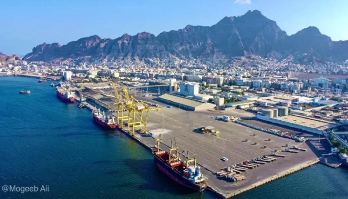 اسرار | تهديدات حوثية تستهدف خطط إنعاش الموانئ والمطارات.. واتفاق صيني مرتقب لإحياء "ترانزيت" عدن