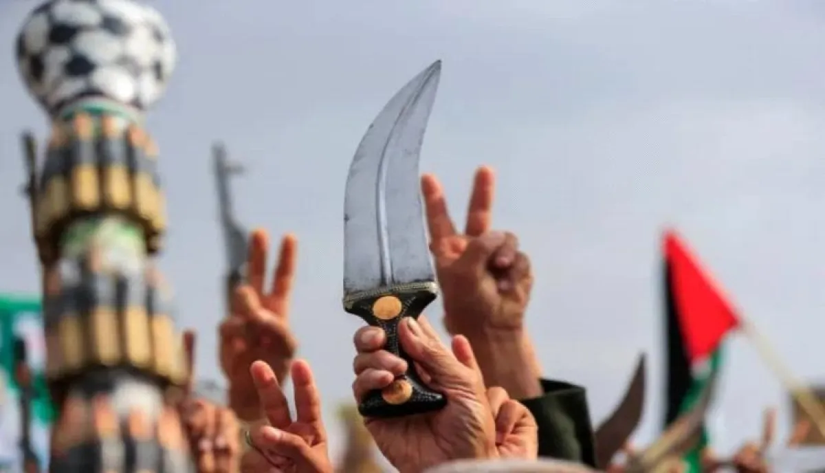 اسرار | بالتفاصيل.. انقطاع الاتصال بـ "خبراء البحرية" الحوثيين في طهران.. قلق يسود أروقة المليشيا