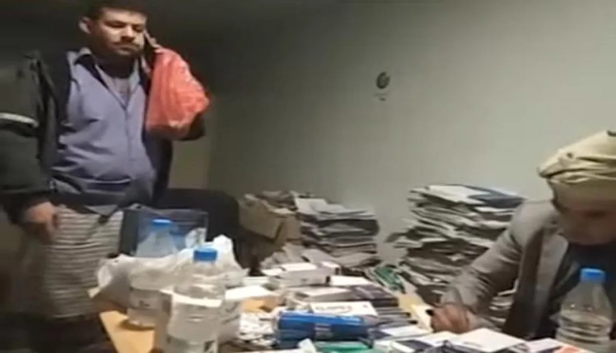 اسرار | المليشيات تصعد الجبايات .. إتاوات جديدة للحوثيين تطال أدوية المرضى في منفذ عفار بالبيضاء وتمنع مريضا من جرعته العلاجية