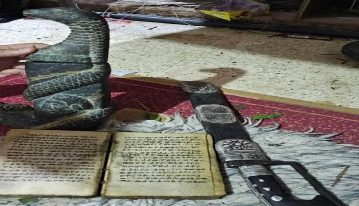اسرار | بالتفاصيل- العثور على مخطوطات نادرة في يافع تثير تساؤلات تاريخية عن تراث اليمن