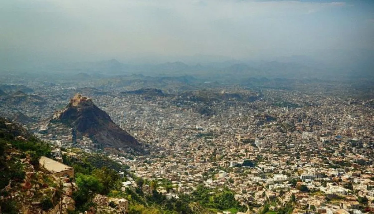 اسرار | بالاسماء والتفاصيل.. مليشيا الحوثي تغتال كاتبة تعز