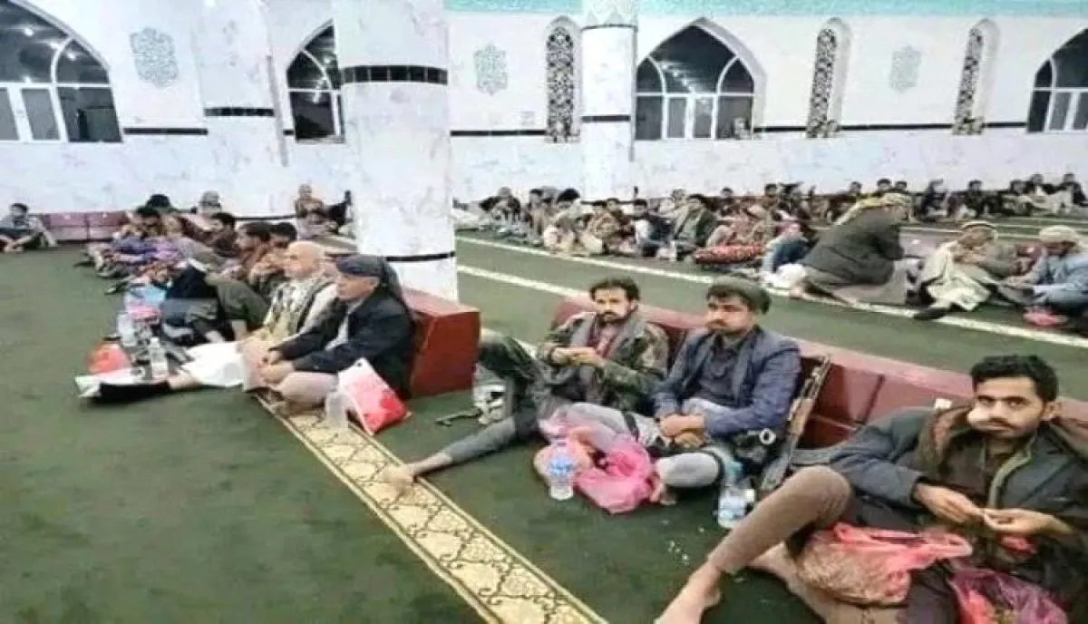 اسرار | بالاسماء والتفاصيل- مليشيا الحوثي تنشر عناصر لمراقبة المصلين في عمران وتحول مصلى للنساء في صنعاء إلى سكن للمسلحين
