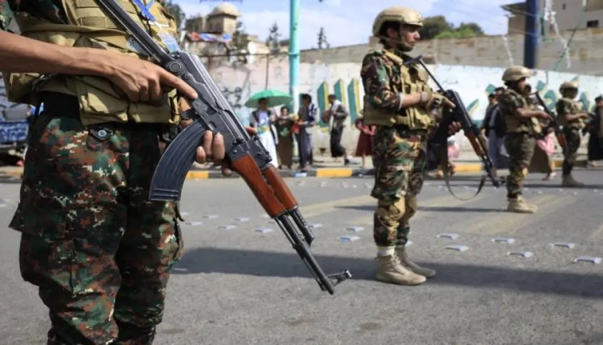 اسرار | بالاسماء والتفاصيل- تفجر خلافات حادة بين كبار قيادات الحوثي في صنعاء.. وتبادل تهم وفضائح مدوية