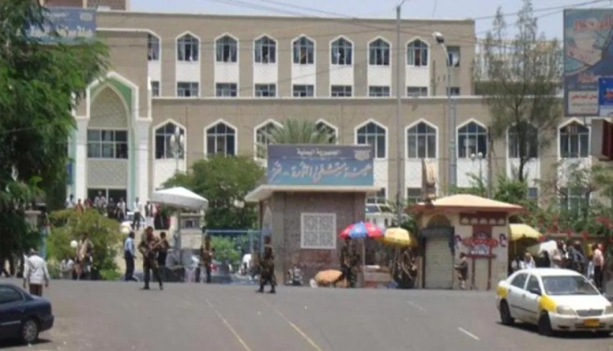 اسرار | بالاسماء والتفاصيل- تسمم جماعي يهدد حياة أسرة كاملة في تعز.. حالة حرجة ونداء عاجل للجهات الأمنية