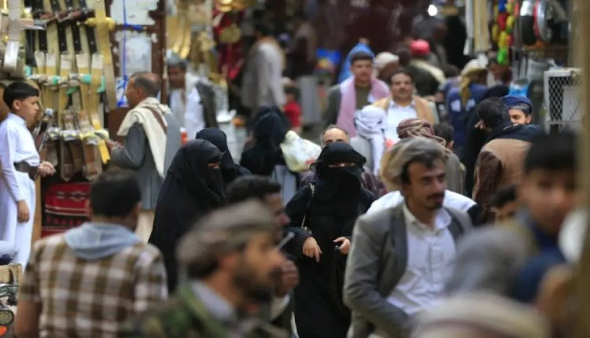 اسرار | بالتفاصيل- مليشيا الحوثي تذبح القطاع الخاص بقرار صادم للتجار في صنعاء بقرار واحد.. بعضهم فر إلى عدن