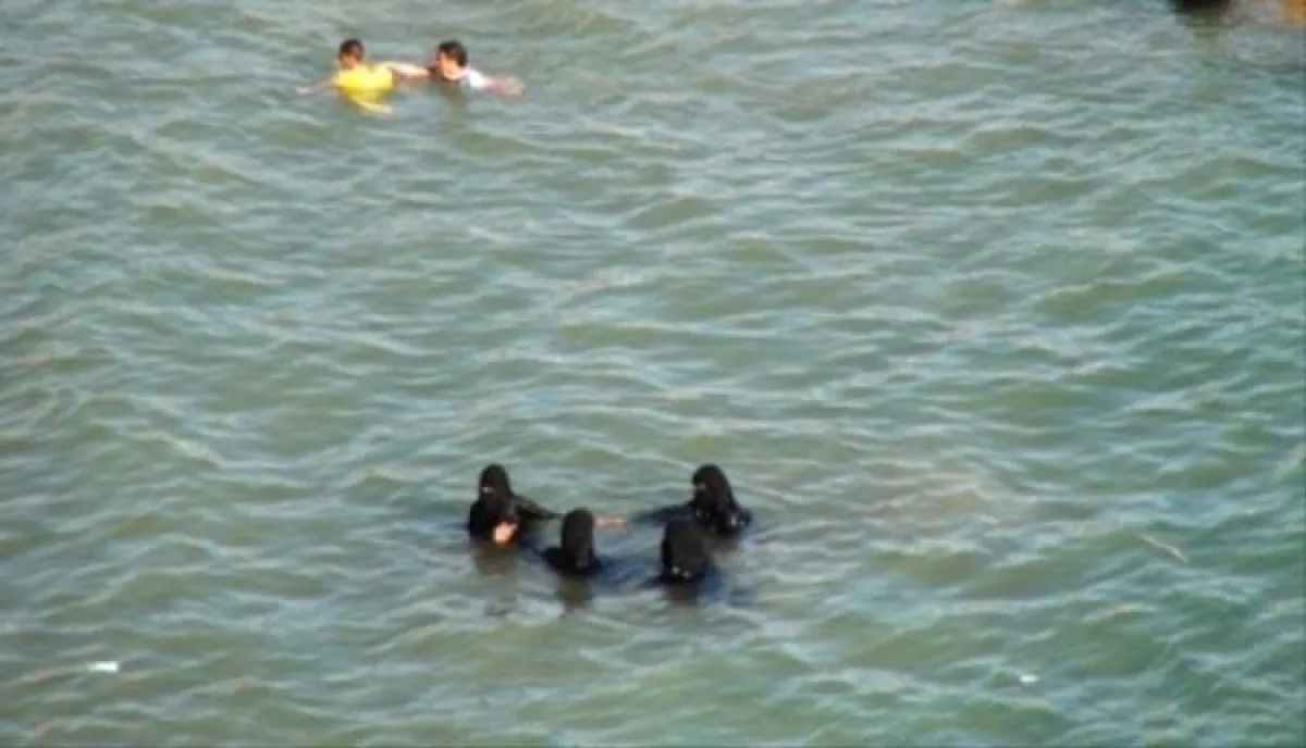 اسرار | بالتفاصيل- ضبط 11 متهماً على ذمة شبكة لممارسة أعمال لا أخلاقية في عدن