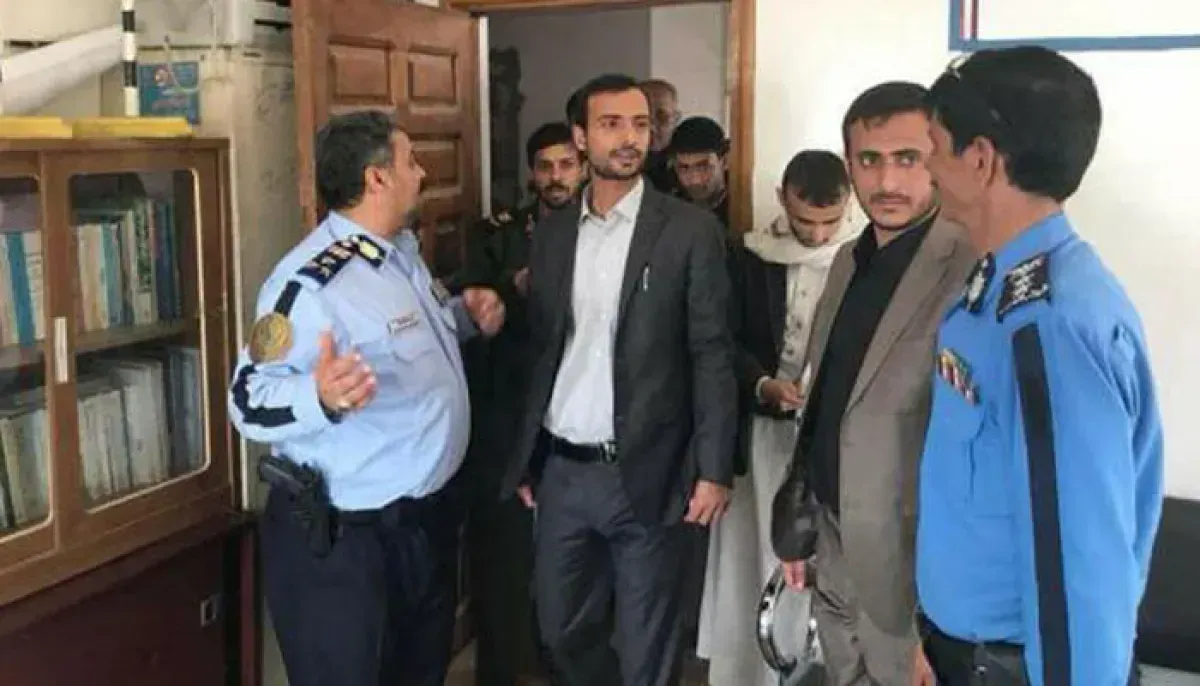 اسرار | بالاسماء والتفاصيل- صنعاء في قبضة "الوريث": نجل مؤسس الحوثيين يقود حرب عصابات لابتزاز الخصوم وحسم صراع الأجنحة