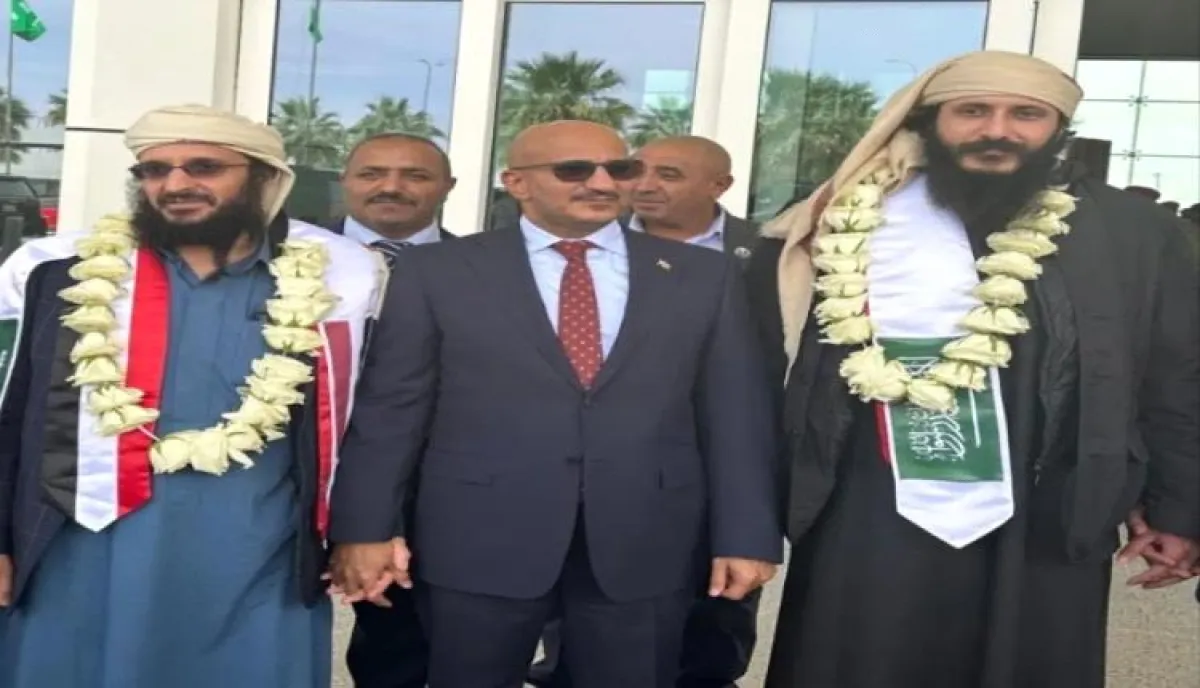 اسرار | بالتفاصيل- طارق صالح يستحضر قصة اختطاف وتحرير شقيقه ونجله ويكشف هذا الأمر