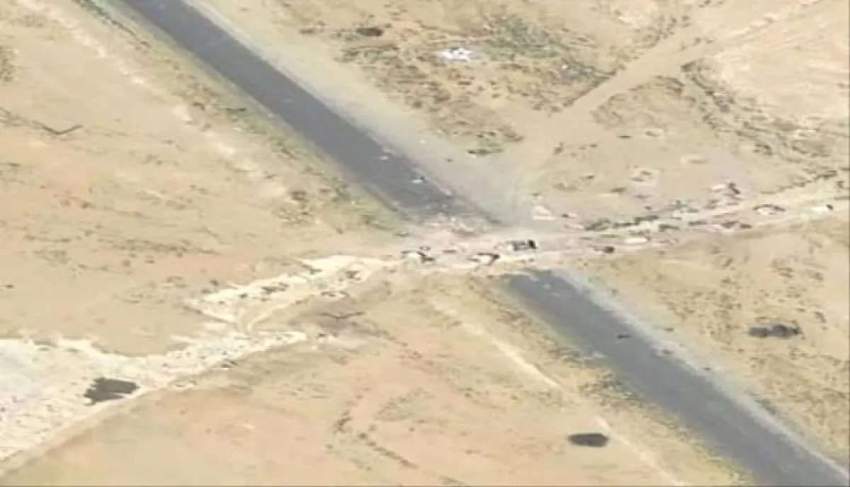 اسرار | تصعيد جديد للمليشيات.. الحوثي يشن غارات على طريق مأرب–البيضاء وإصابة شاحنة نقل ثقيلة بشظايا