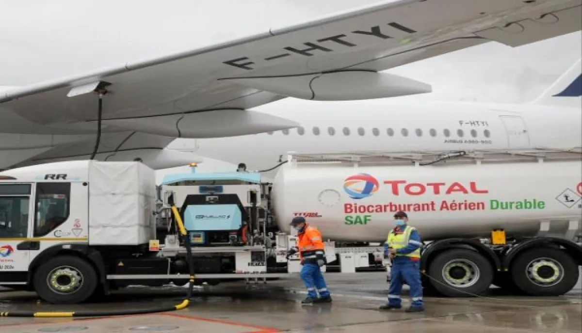 اسرار | بالتفاصيل- شباب من عدن يشربون وقود طائرات.. والنهاية مؤسفة