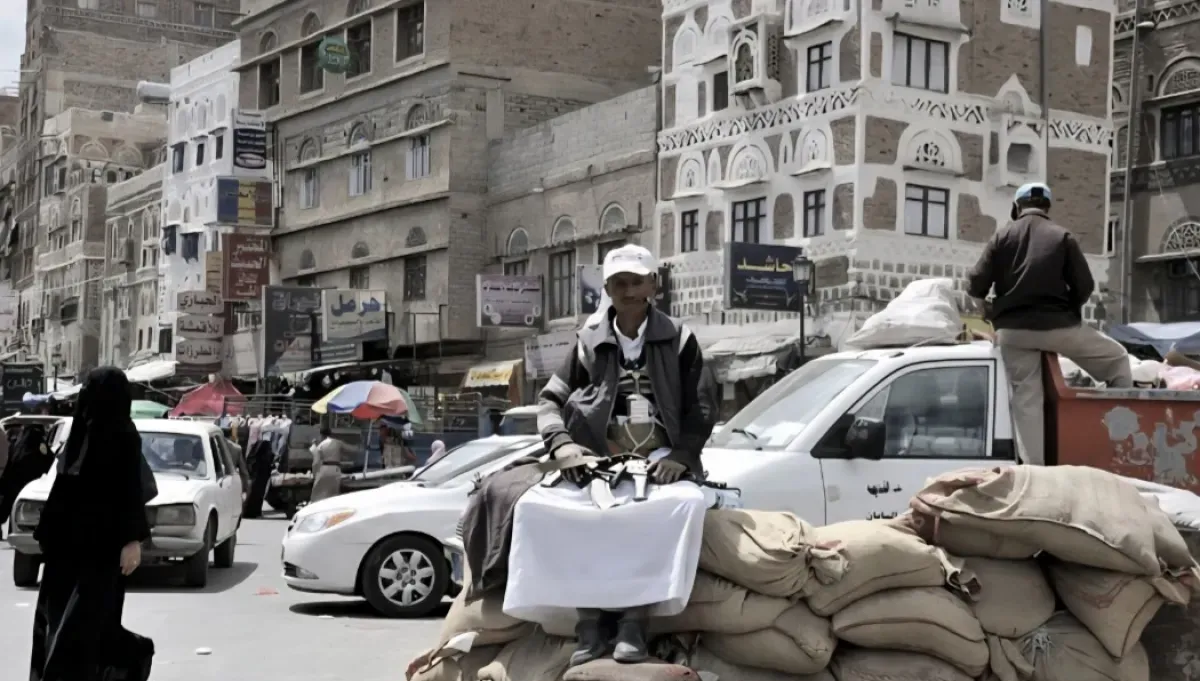 اسرار | بالتفاصيل- حراس "أشباح" يلتهمون الأصول | مليشيا  الحوثي تحول "الحراسة القضائية" إلى أداة لنهب الشركات وأموال المواطنين