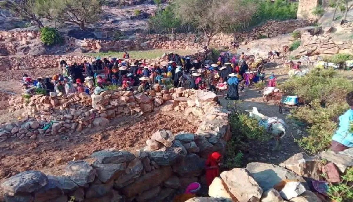 اسرار | بالتفاصيل- عطش مساحين تعز.. مافيا القات تسرق شريان الحياة الوحيد وصراع مرير على قطرة الماء