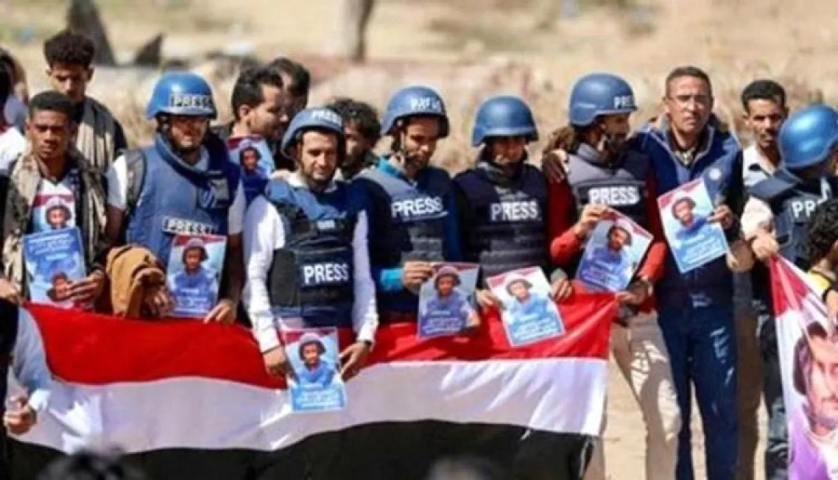 اسرار | الحقيقة في مهب الريح | الصحافة في عيدها العالمي.. أقلام اليمن يقمعها الحوثي ويلاحقها الإخوان