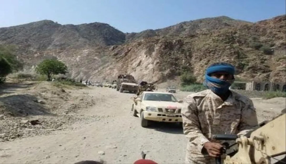 اسرار | بالتفاصيل- بعد سنوات من الإخفاء القسري.. نقل 17 معتقل من سجون طور الباحة إلى المحكمة العسكرية في عدن