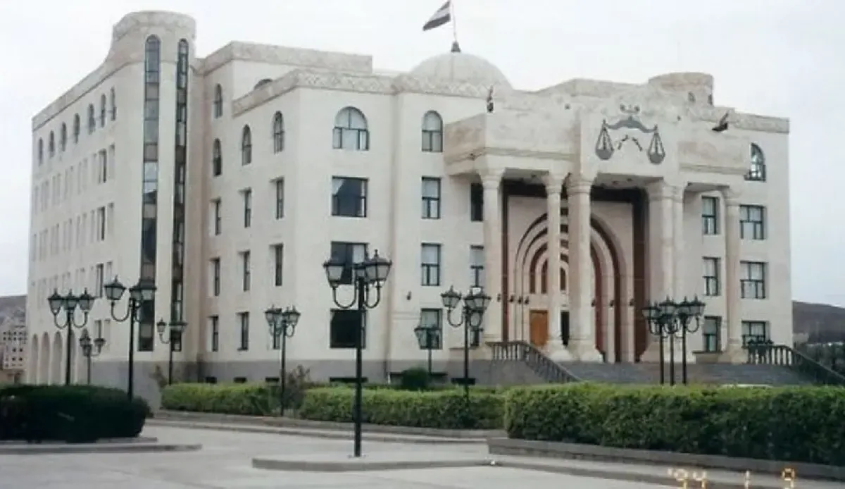 اسرار | بالتفاصيل- القضاء في قبضة الحوثيين.. حين تتحول المحاكم إلى أداة لتصفية الحسابات والخصوم