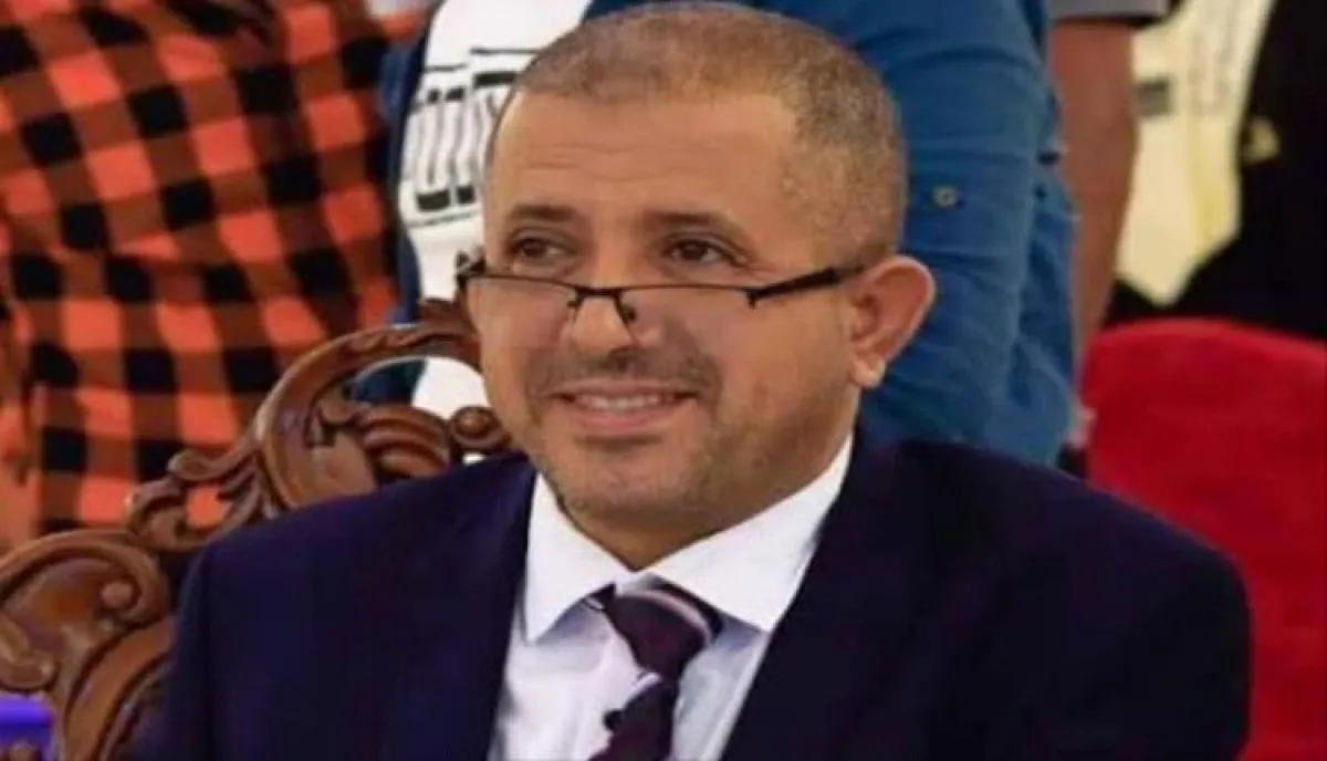 اسرار | أدلة رقمية وتسجيلات توثق الجريمة.. (جزائية عدن) تؤجل قضية اغتيال  (الشاعر) وسط ملاحقة دولية للمتهمين