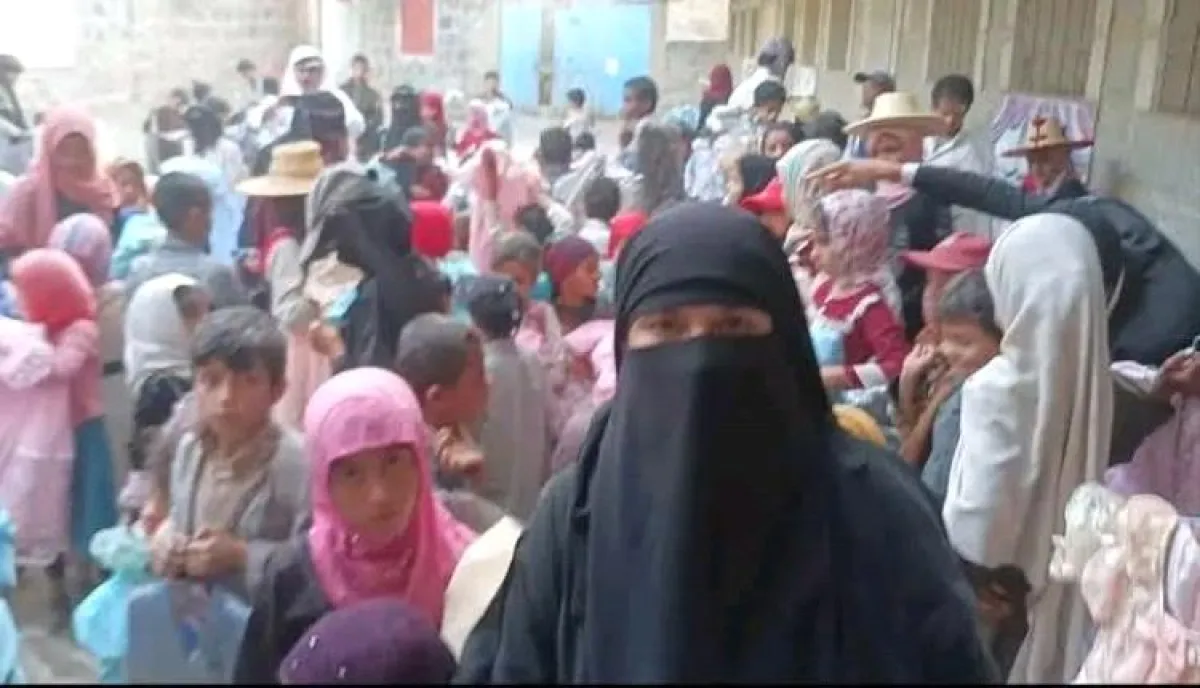 اسرار | بالاسماء والتفاصيل- بين تطرف (الإخوان) وفاشية (الحوثي).. طفلة يمنية تُطرد من المدرسة بسبب اسمها!