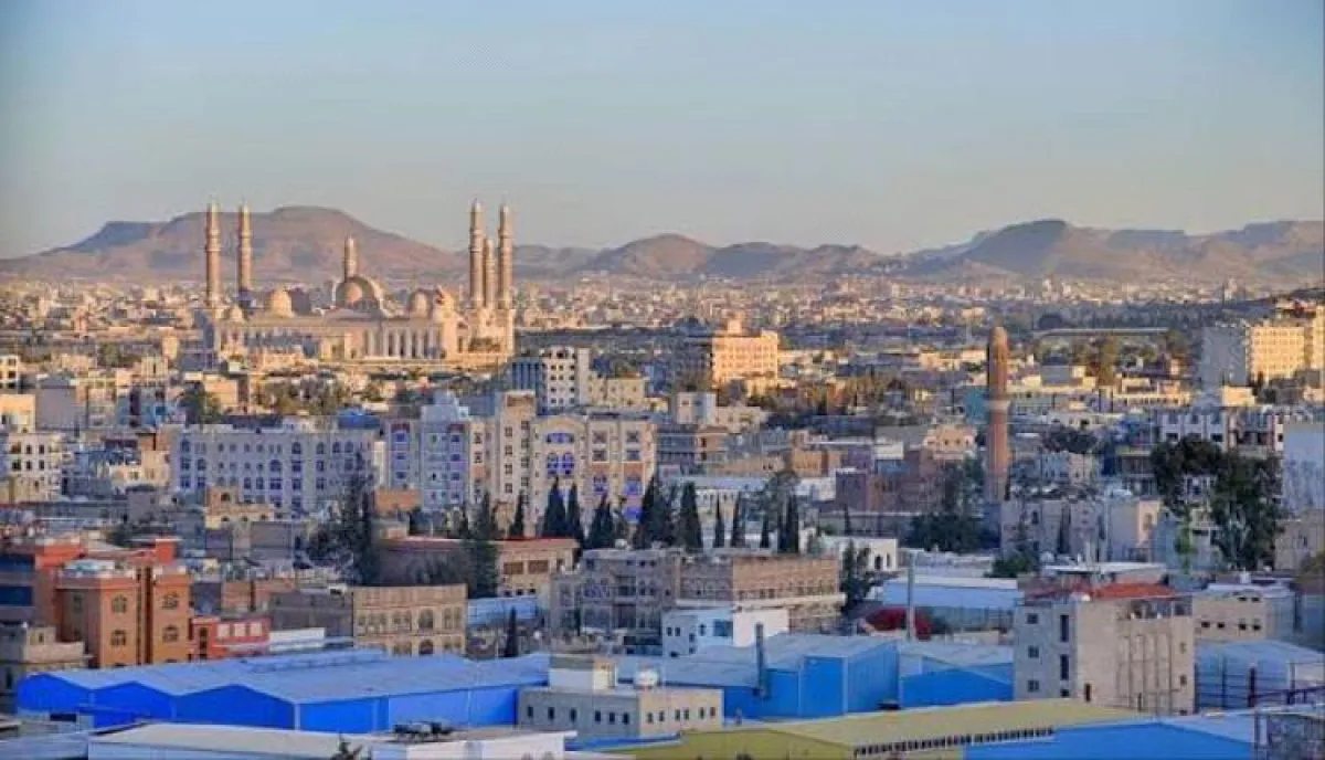 اسرار | بالاسماء والتفاصيل- (أي اقتصاد هذا الذي يعجز عن دفع المرتبات؟).. تربوية في صنعاء تعرّي (الوهم الحوثي) وتؤكد: سلطة المماطلة تفقد مبرر بقائها