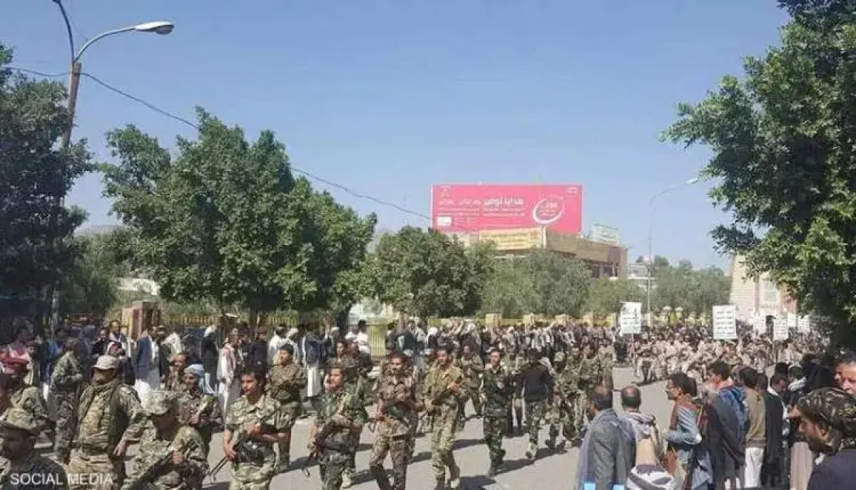 اسرار | المدرجات تخلو من طلابها.. قرارات حوثية كارثية تهبط بمعايير التعليم الجامعي لإنقاذ جيوب الميليشيا