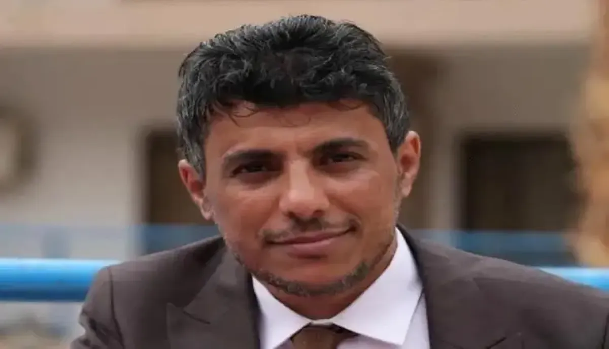 اسرار | بالاسماء والتفاصيل- على خلفية منشور نقدي.. صحفي رياضي يتعرض للاعتداء في مأرب ويطالب بتحقيق أمني وقضائي عاجل