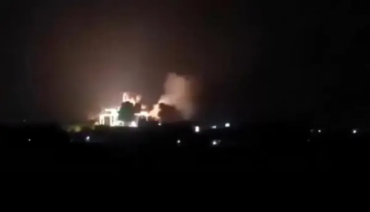 اسرار | بالتفاصيل- اعتداء هستيري بستار إيراني.. الحوثيون يستهدفون ميناء المخا والأعيان المدنية بالخوخة بـ 4 صواريخ باليستية