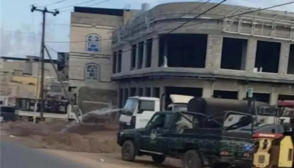 اسرار | نهب بالقوة وتنصل قضائي.. مليشيا الحوثي تحول أرض مواطنين إلى سوق استثماري لحساب (هيئة القتلى) بالمحويت
