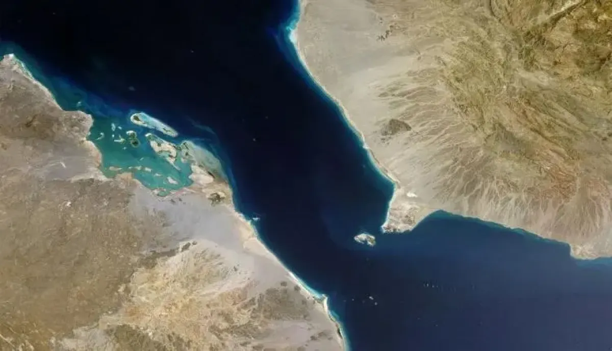 اسرار | في مقال لـ(التلغراف).. الخارجية اليمنية تحذر من تشكل (محور إرهابي) جديد يهدد الملاحة في باب المندب وتطرح 4 مطالب دولية