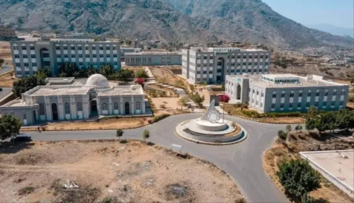 اسرار | بالتفاصيل- بسبب المستجدات الأمنية.. جامعة تعز ومكتب التربية يعلنان تعليق الدراسة في المدينة