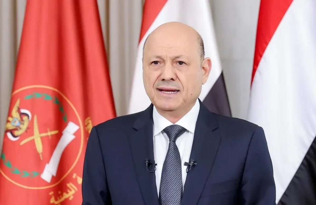 اسرار | من الرياض- الرئيس العليمي يتابع ميدانياً ملحمة (فجر اليمن).. ويؤكد: قطار الحسم ماضٍ نحو صنعاء وحماية المدنيين خط أحمر