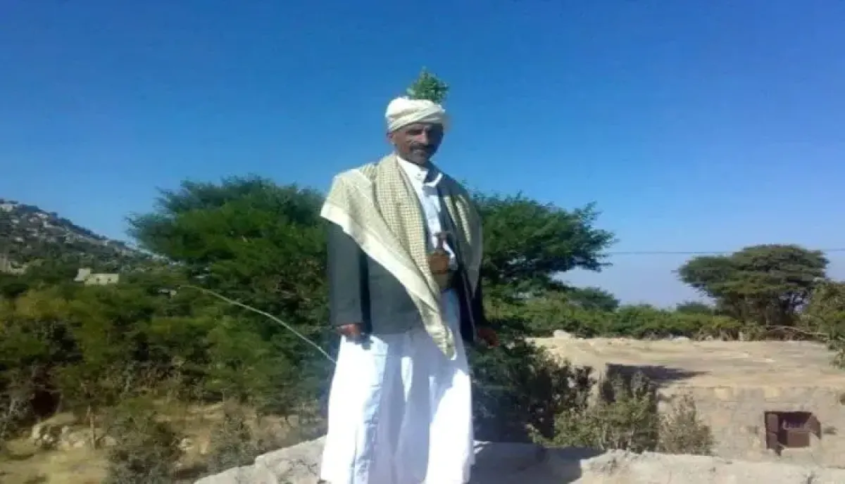 اسرار | بالاسماء والتفاصيل- جريمة وحشية .. مسلحو الحوثي يصفون ثاني معلم أمام أسرته في جبل حبشي