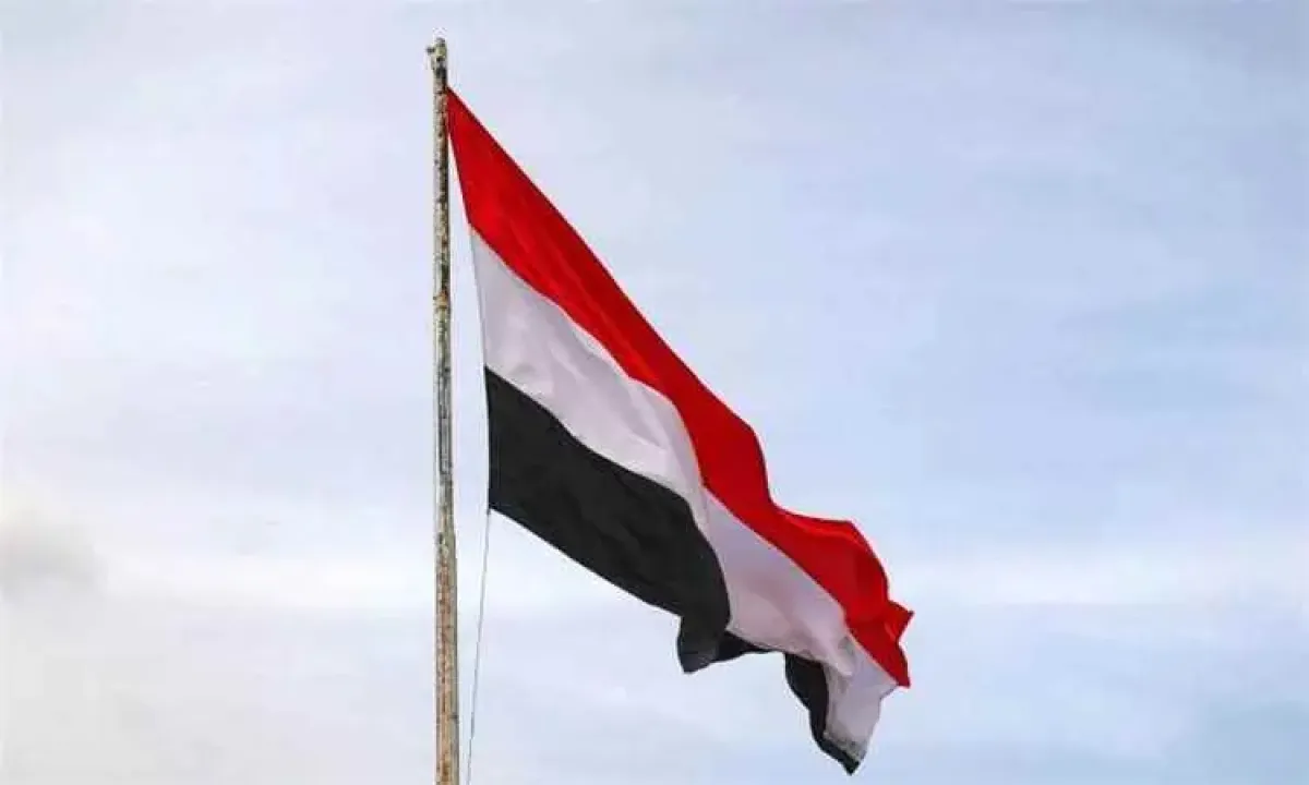 اسرار | تحذير استراتيجي.. كاتب سياسي : تكريس سلطة الحوثيين بالشمال يمثل خطراً داهماً على أمن الخليج والملاحة الدولية