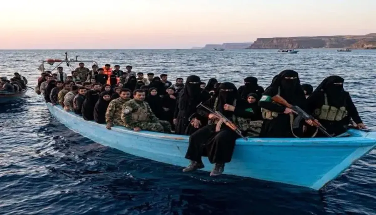 اسرار | بالتفاصيل- عباءات نسائية وقوارب صيد.. حيلة حوثية جديدة للتسلل نحو باب المندب