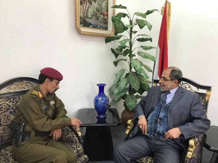 اسرار| شاهد أخر صورة للقيادي الحوثي «أبو علي الحاكم» والبخيتي يفضحه.. (بالنص)