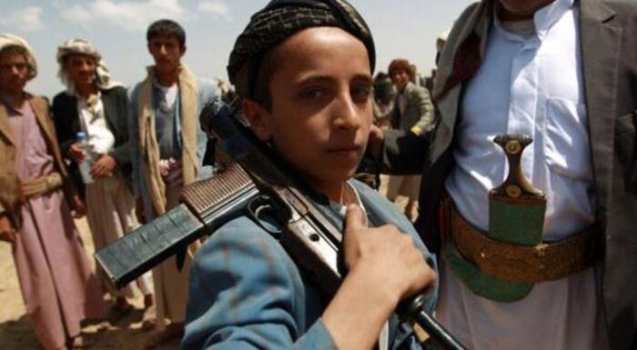 اسرار| فرق الموت الحوثية  .. أطفال مجندين لدى المليشيا الاجرامية .. تم تصفيتهم بدم بارد. لهذه الاسباب !!