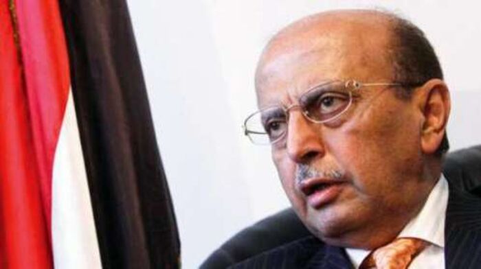 القربي: الحفاظ علی وحدة المؤتمر يتطلب توحيد رؤى ومواقف قياداته وتجنب المزايدات