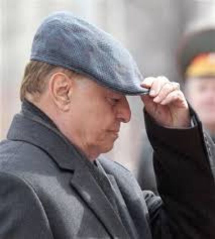 اسرار| ما وراء توجيهات هادي بتسهيل عودة المغتربين اليمنيين المطرودين من السعودية..؟ ولماذا زَمَن توجيهاته بستة أشهر..؟