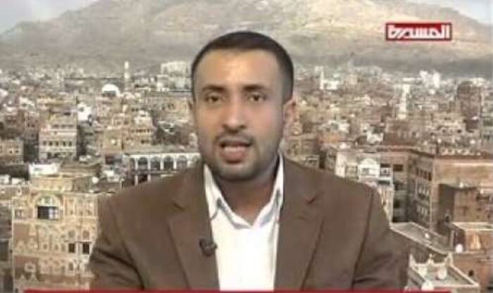 إعلامي حوثي يكشف عن وجود لجنة إيرانية تتحكم بقرارات صنعاء