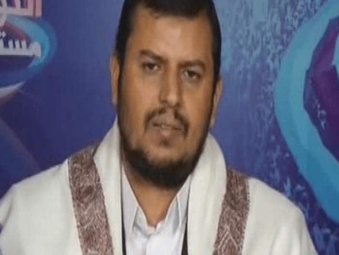 اسرار| تفاصيل سرية وصادمة| عبدالملك الحوثي تحت حراسه اجبارية ..تواصل محصور بالدوائر التلفزيونية ، من يقود المليشيا ؟!