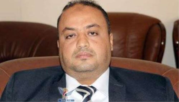 اسرار| وزير مالية الحوثي يقدم استقالته ويخضع للإقامة الجبرية