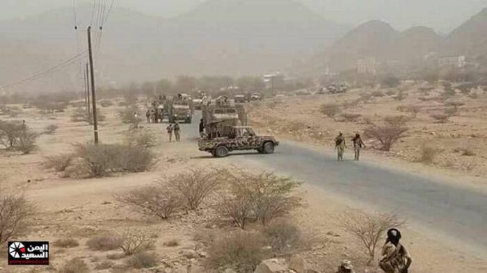 اسرار| شاهد أولى الصور لقوات "حُراس الجمهورية" بقيادة طارق صالح في مثلث البرح بعد تكبيدها خسائر فادحة للحوثيين
