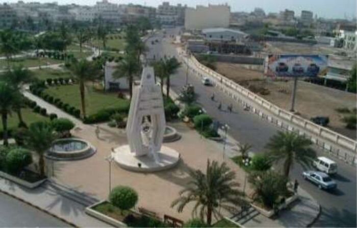 اسرار| الحديدة .. مصلون يطردون مشرفا حوثيا حاول اعتلاء منبر الجمعة