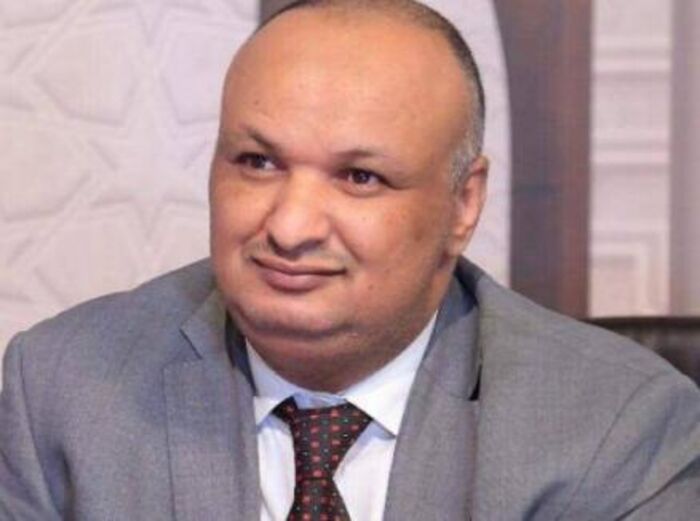 الصحفي الغباري: اليمن خسرت زعيمها وغلمان قطر يهاجمون طارق صالح